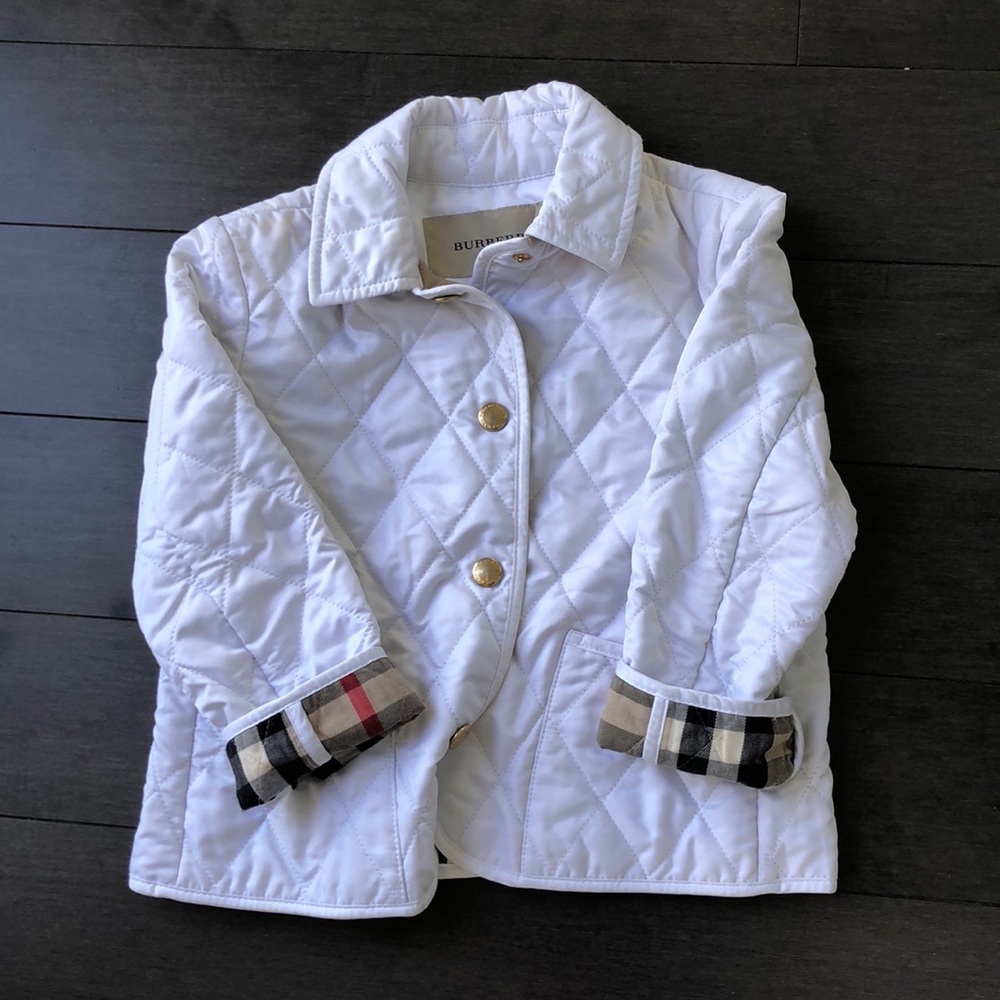 Classic Burberry quilted jacket. Size 3